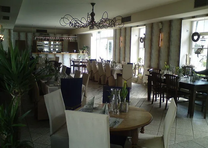 Gut Merodgen 3* Inden